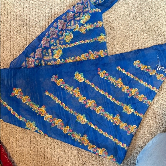 Vintage Accessories - Vintage Blue Floral Scarf